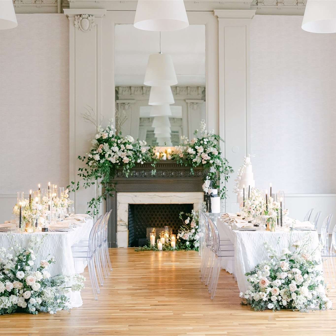 Current obsessions:
&bull; City lofts 
&bull; Lush florals 
&bull; Mini cakes
&bull; Gowns dripping in jewels 

Planning x Design: @forlifeseventures 
Venue: @ghonthepark 
Content Creator: @sobridalsocial 
Photographer: @ayenianour 
Videographer: @he