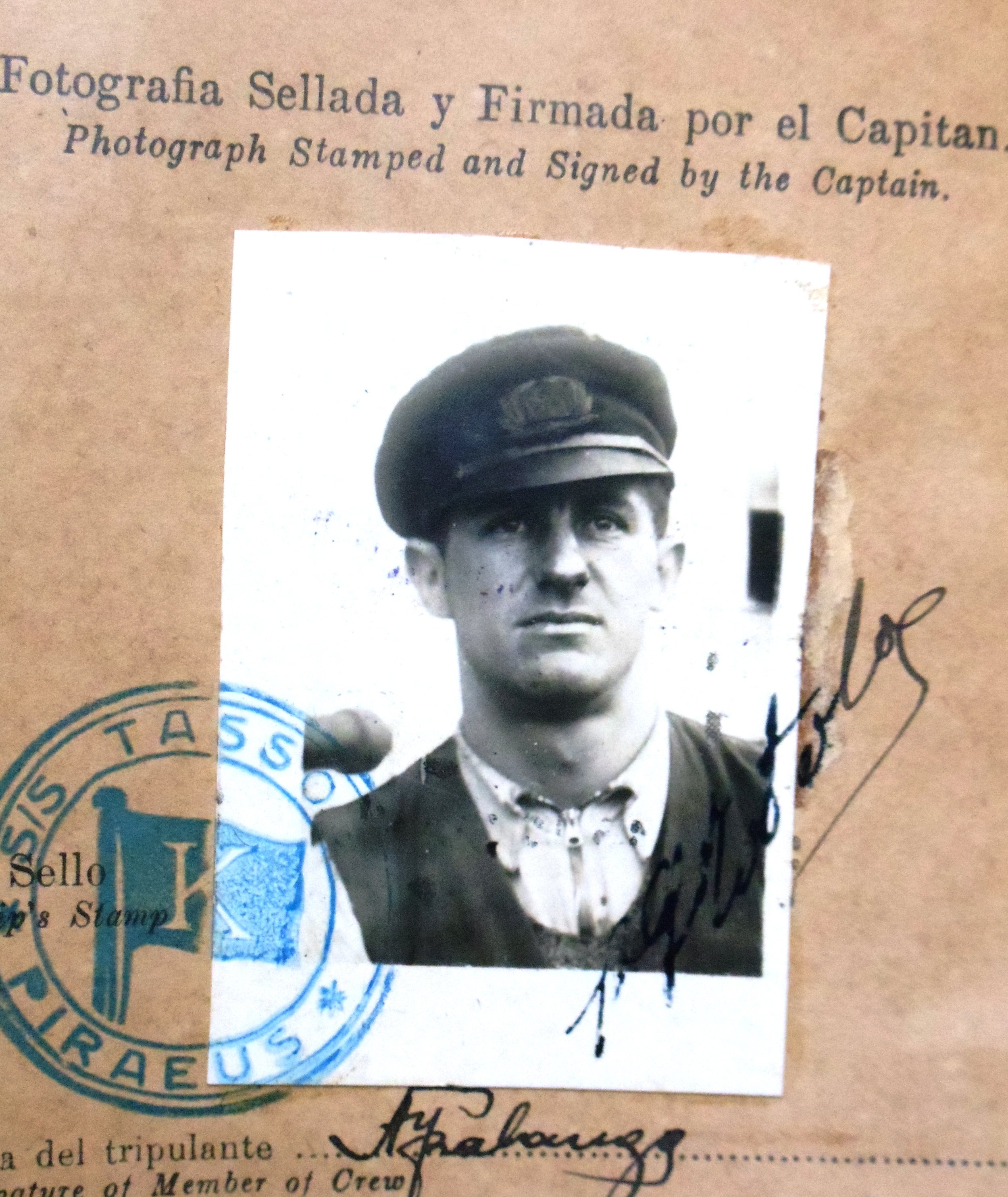 7 Athanasio's Argentinian captain's certificate, 1936.jpg