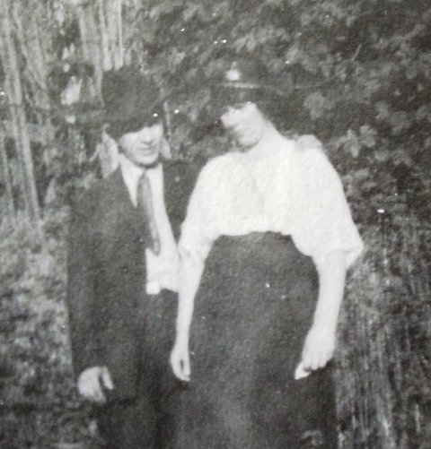 3 William and Anna Cassis , 1921.jpg