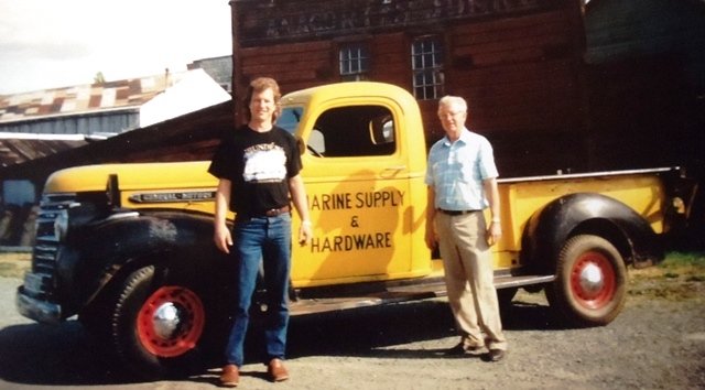 3 In front of Anacortes Junk Co, late 1980s.jpg