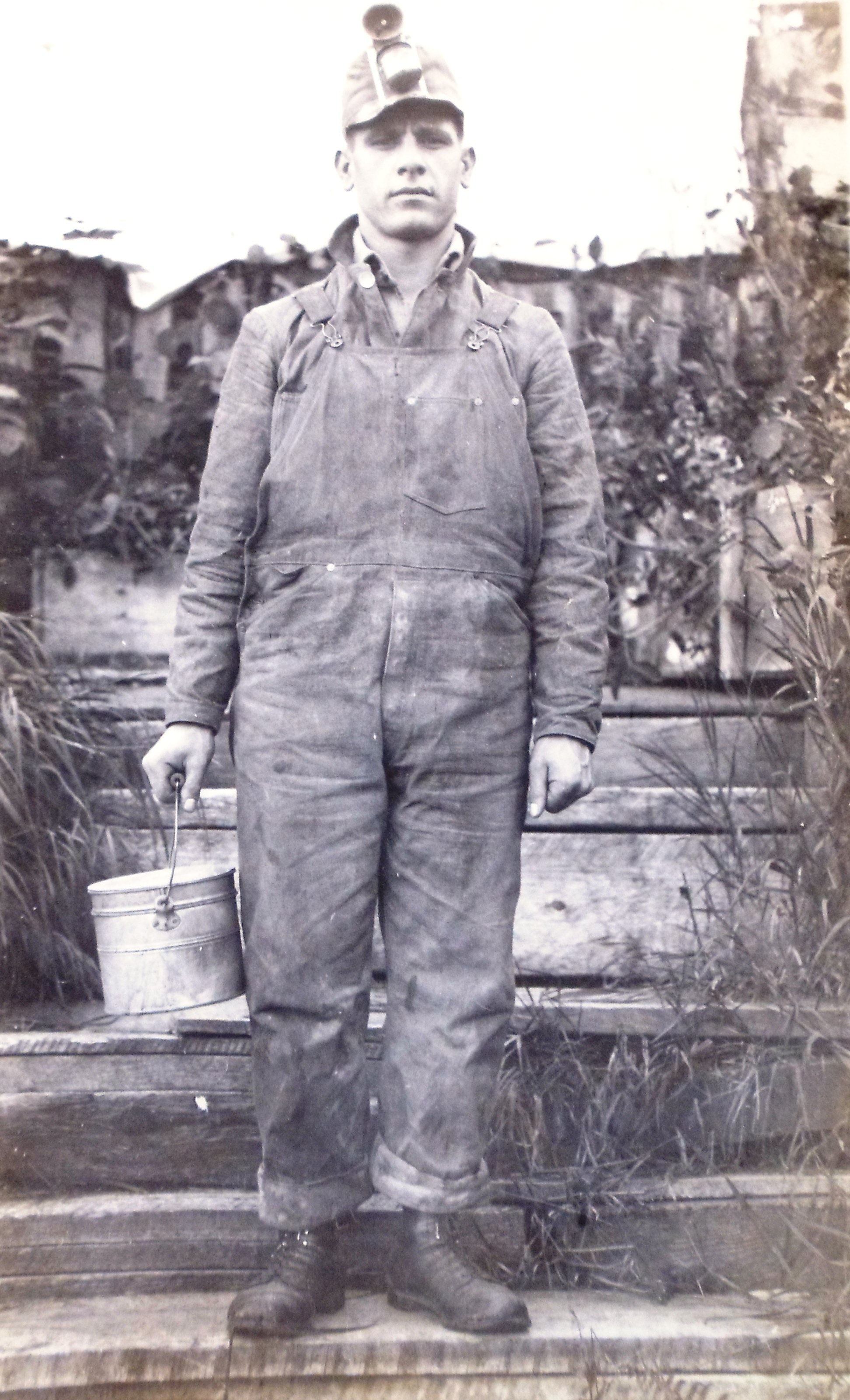 7 Thrasivoulos as a miner, circa 1918.jpg