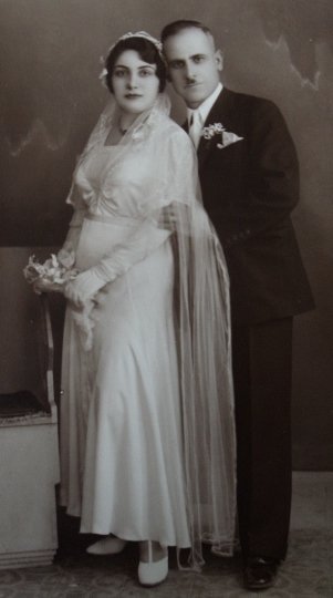 14  Adamandia and Thrasivoulos wedding, April 23, 1933.jpg