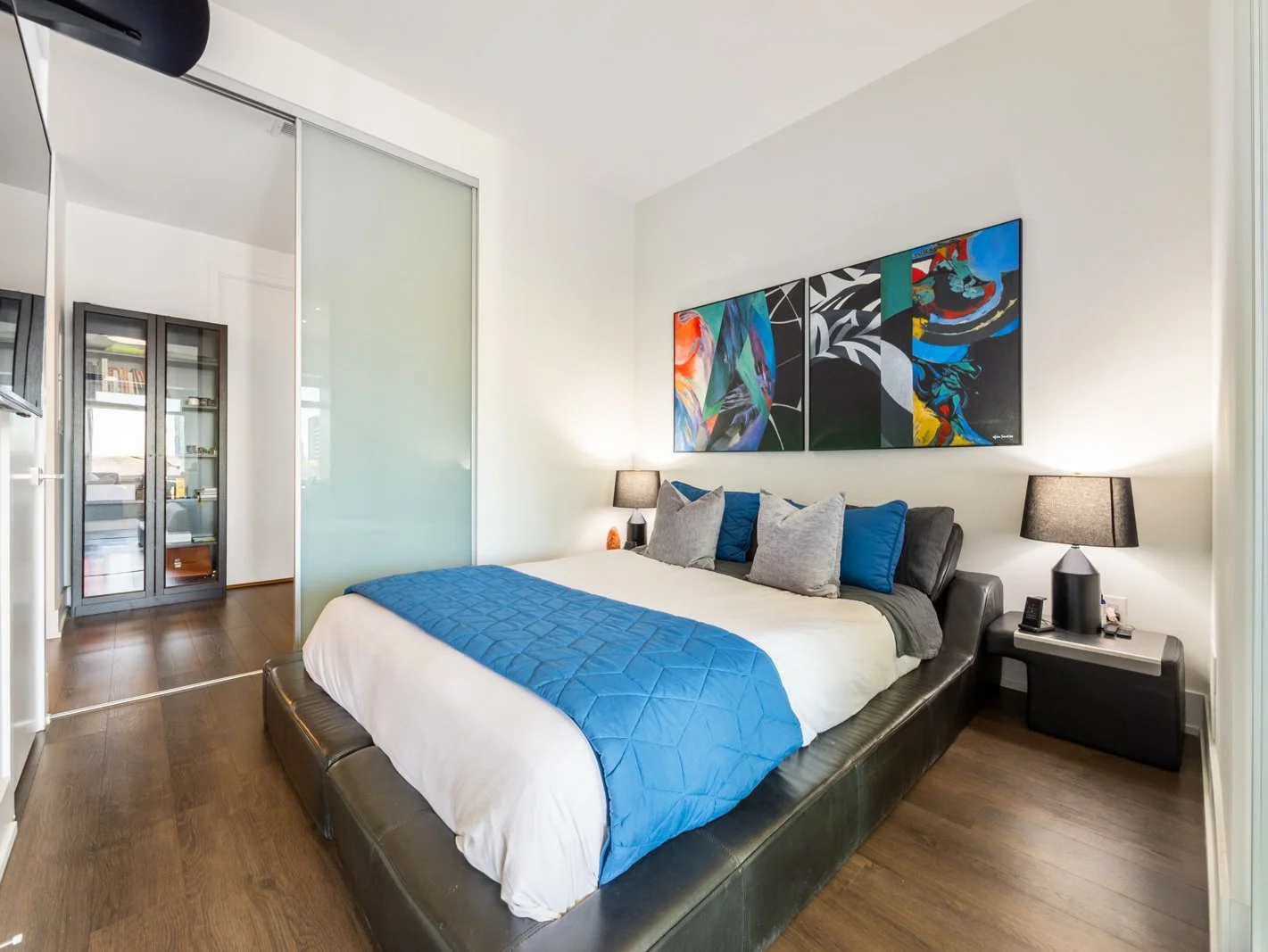 111 St. Clair Ave-14.jpg