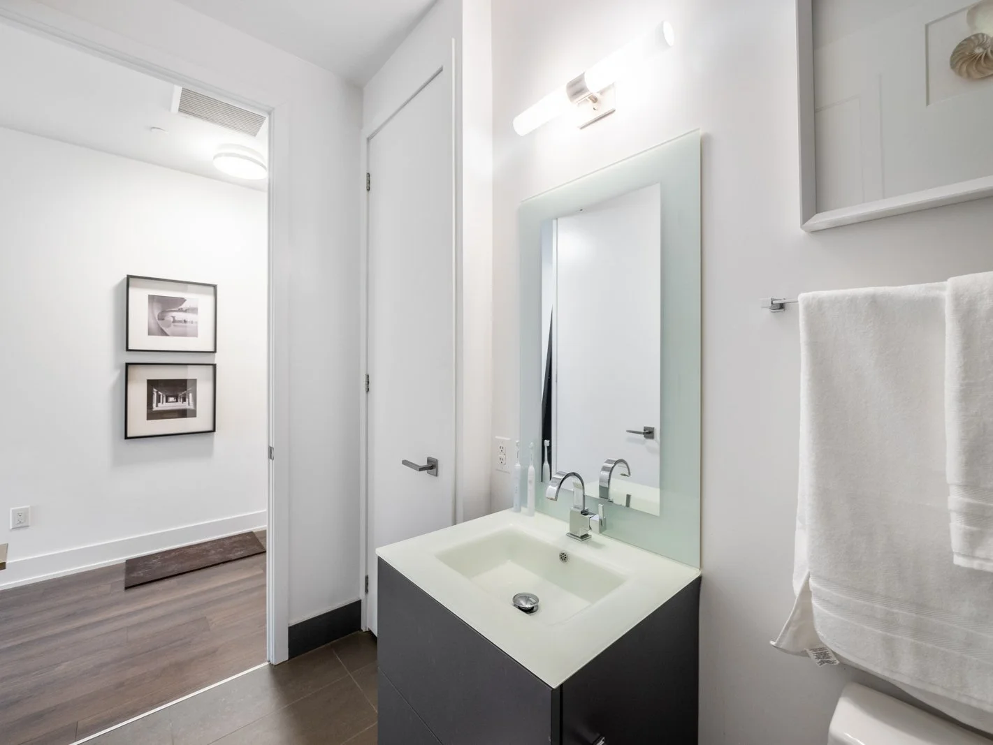 111 St. Clair Ave-9.jpg