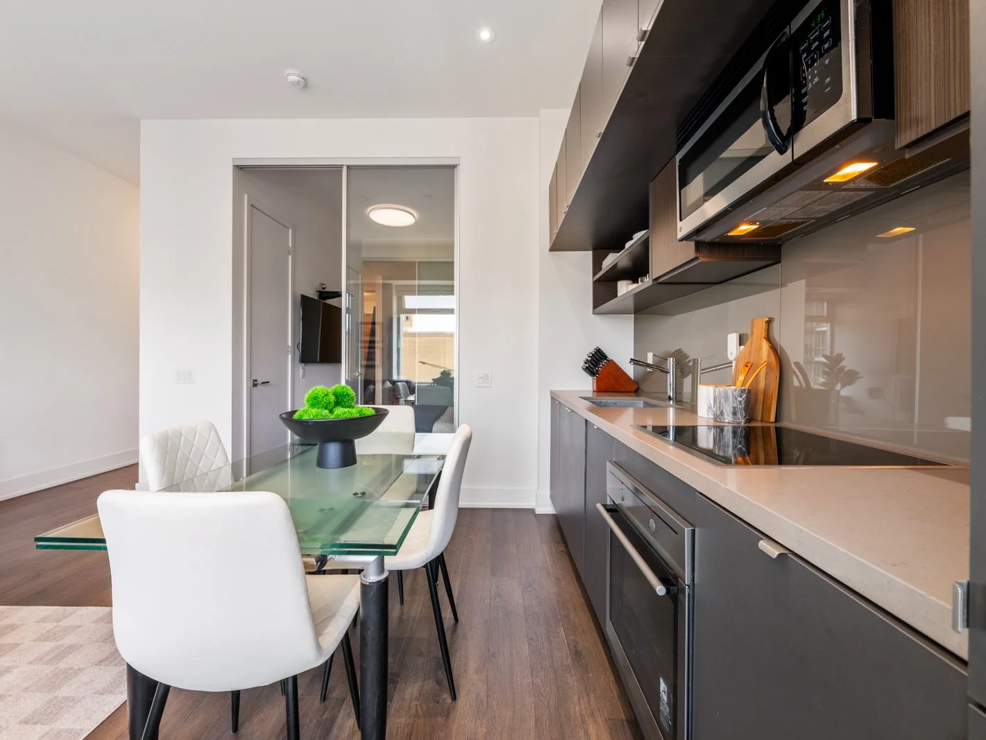 111 St. Clair Ave-23.jpg