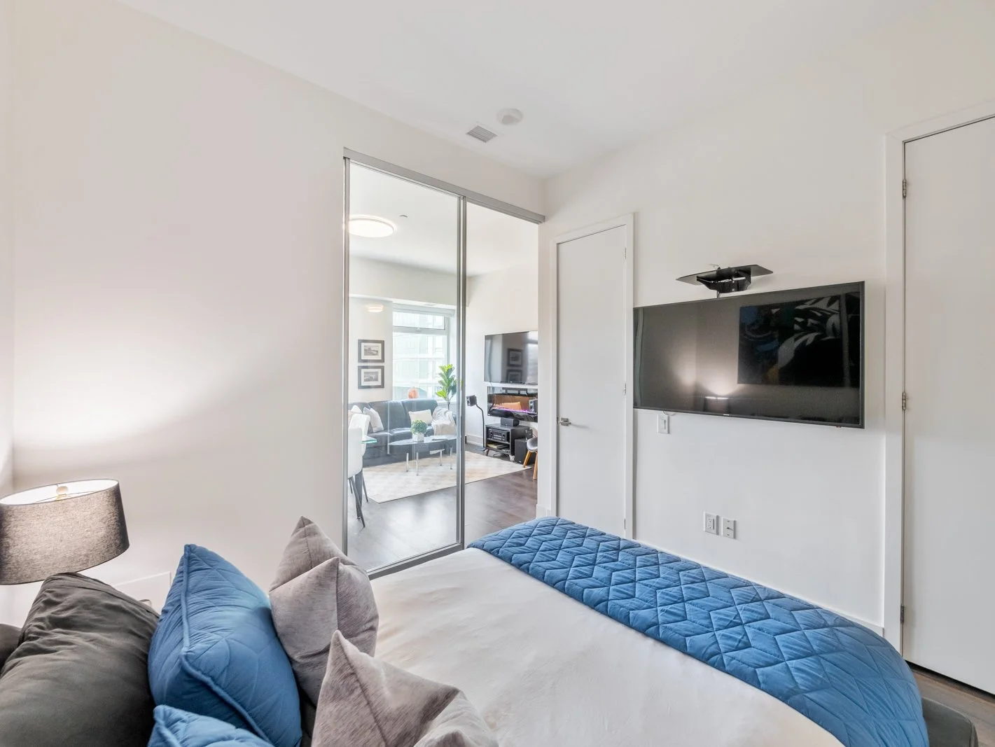 111 St. Clair Ave-16.jpg