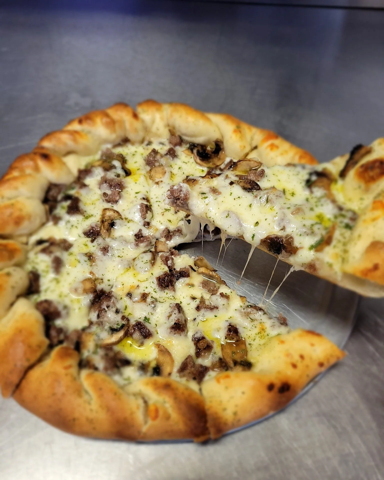 Nothing beats a fresh slice and a great deal. 🍕 Stop by Thursday from 5 to 9pm for 1/2 off large and XL pizzas and treat yourself to something delicious

Cosmic Bowling starts at 7pm. 

Online ordering available at www.blindonionelko.com 
#blindonio