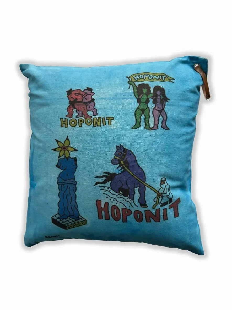 BRODIE JACKSON FOR HOPONIT CUSHION 02