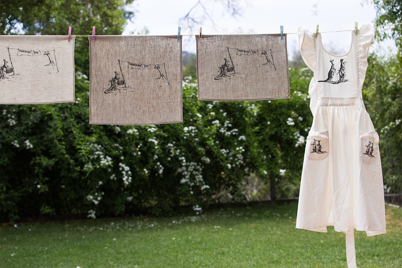 hoponit_beachshoot_1-35_linen_med res.jpg