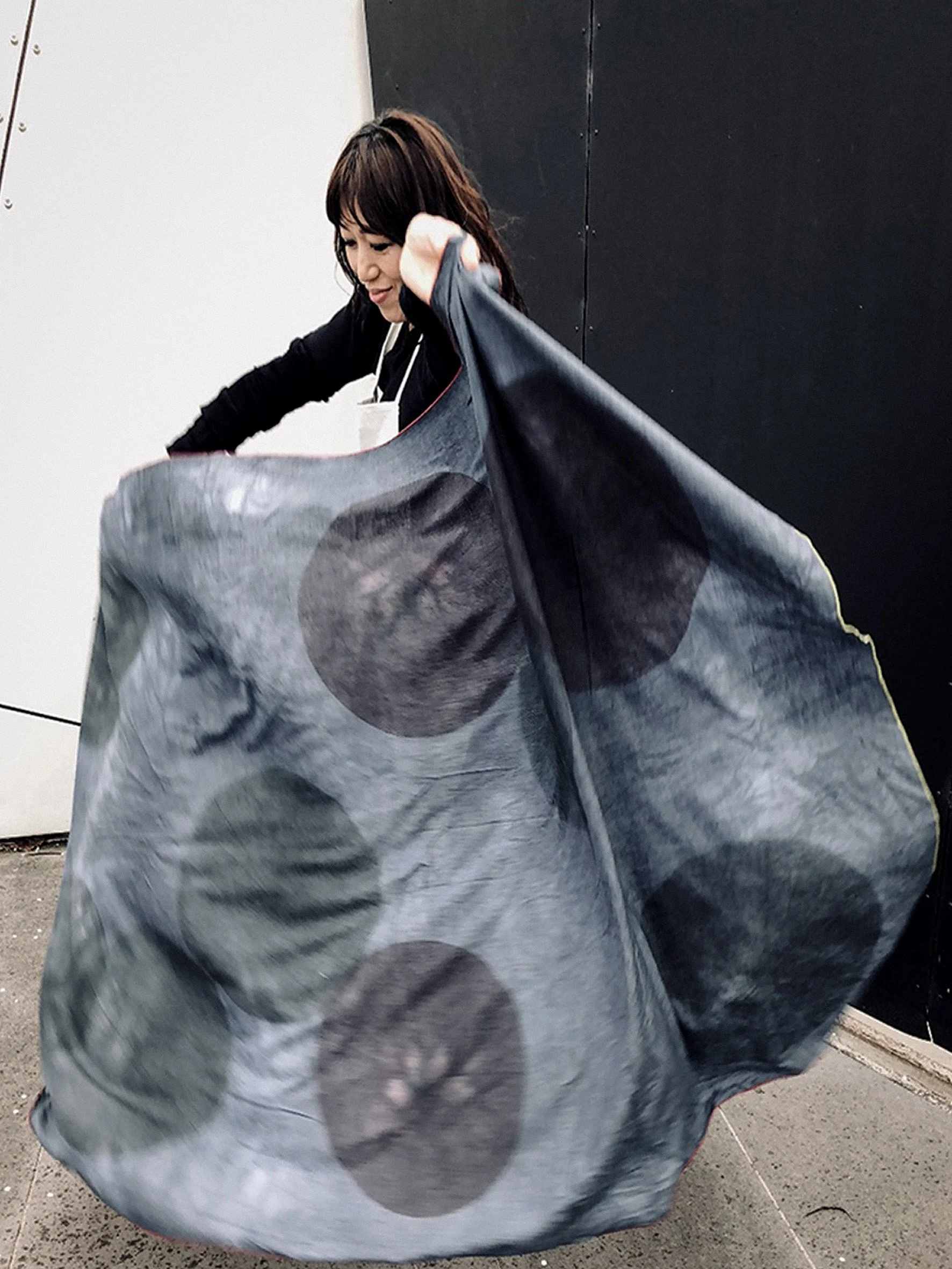 Archive_Poets Thieves throw_ESS_IMG_0419 copy 2.jpg