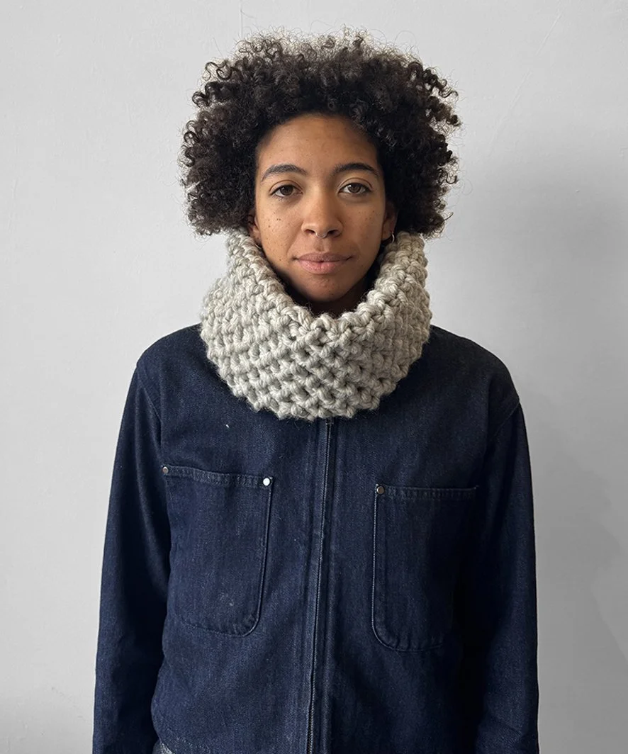 KNITTED SNOOD, GREY