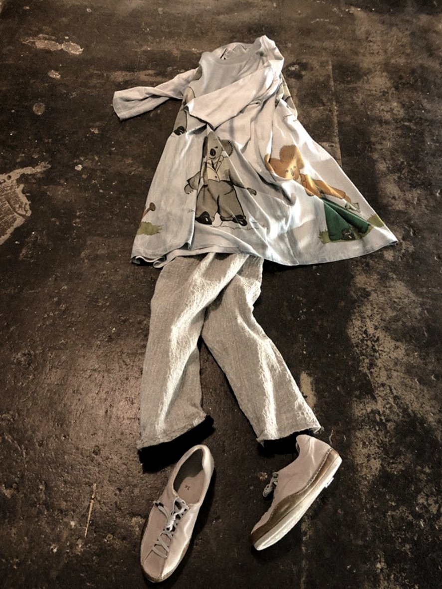 Archive_Poets Thieves tee_Eastern Market_IMG_0375.jpg