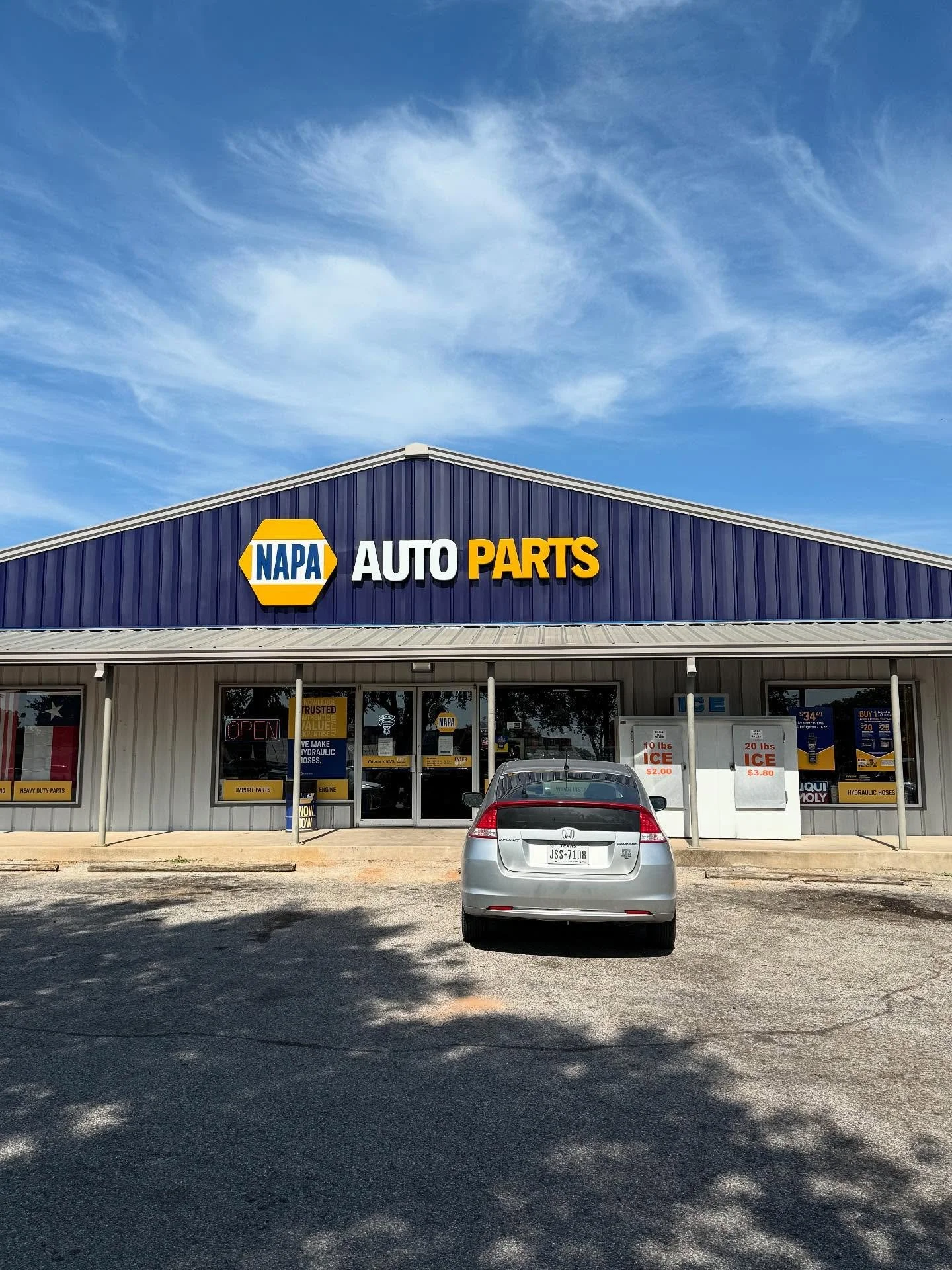 Thank you too more supporters of our end of the year club shoot, Here is a sneak peak at one of the items provided by these amazing companies. Come on out to our shoot to see what else will be there!!!

‼️We could also use a head count of people that