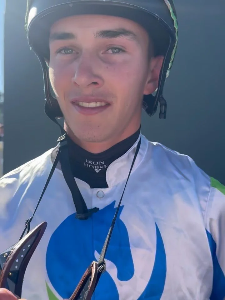 Another super, honest effort from Ready Made Heir where she picked up another second place 🥈 @theentertainmentgrounds, Gosford. 

@kristenbuchananracing is doing a super job with her,  and @zacxlloyd gave her a great ride. 

She&rsquo;s paying her w