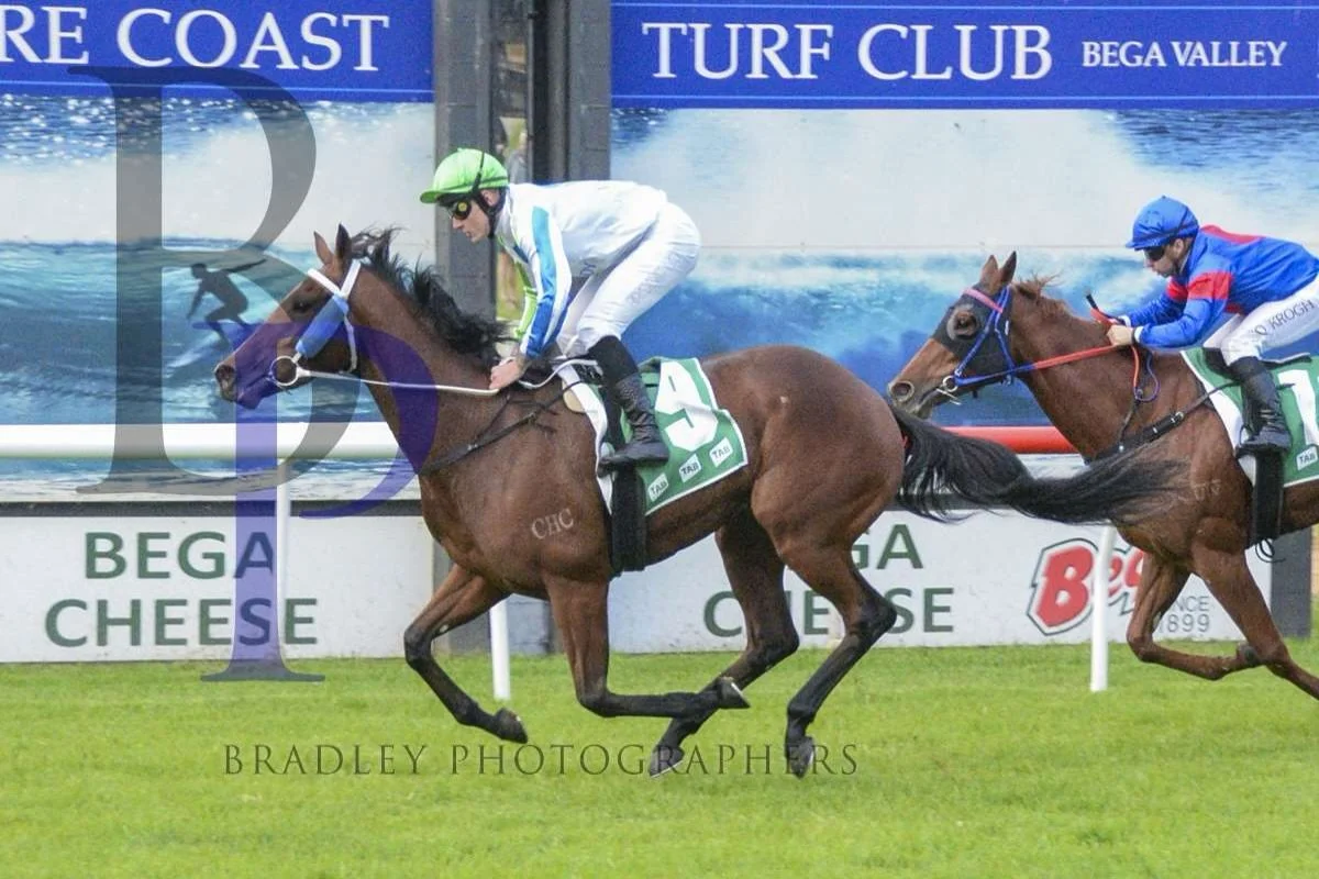 Hell Of A Fox is our sole representative for the day  @murrumbidgeeturfclub Wagga Wagga for @pepperracing2 and @brodie_loy 

Whilst her second-up stats aren&rsquo;t flash, she finds a nice race, and her record with Brodie reads well - 4 starts for 2 