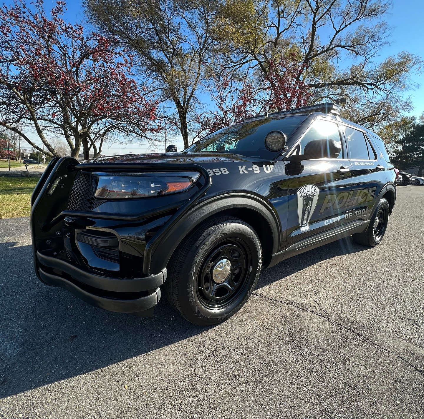 Boys in blue need details too 🔥
Explorer K9 Unit treated to our Midnight Special Package 💎