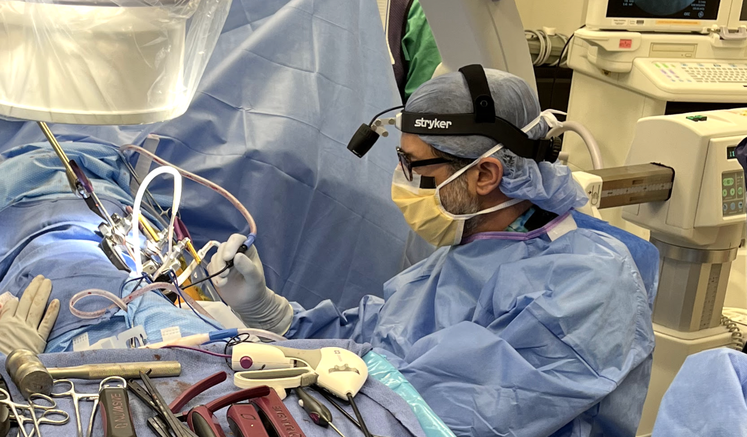 Dr. Robert Ames performing minimally invasive spinal reconstruction