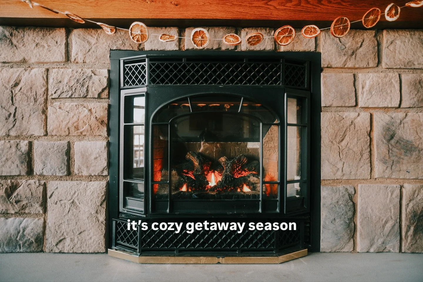 It&rsquo;s cozy season: more twinkling lights, fires, steaming drinks, snow falling, book reading and movie watching.
If you are looking for a cozy cabin getaway we have openings! Check out our oak and birch cabins for availability. 

📍The Adirondac