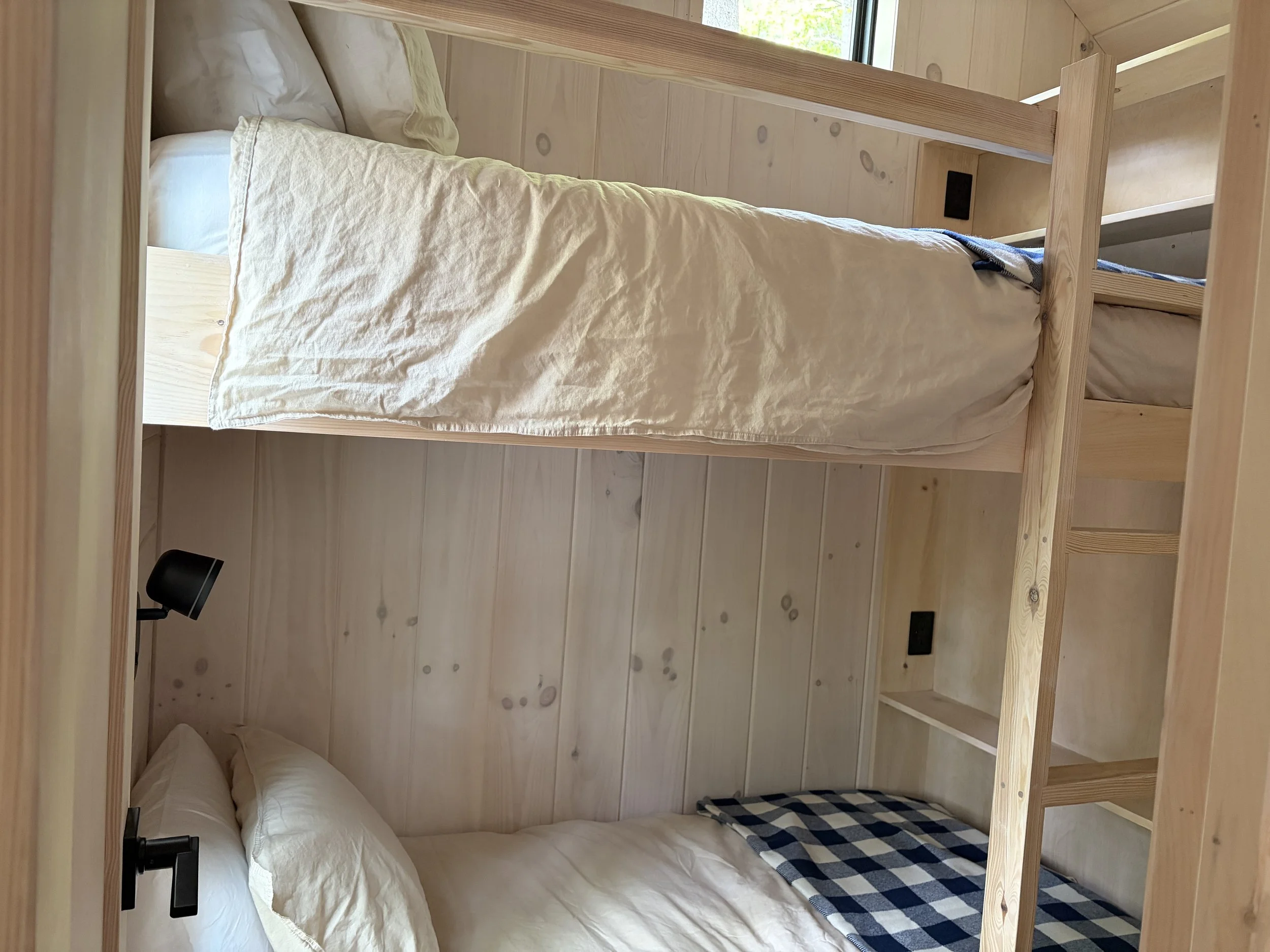 A small bunk room cozy for two.