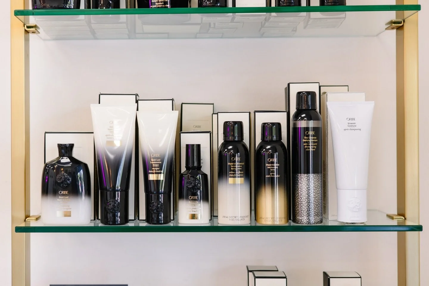 ✨ Meet Oribe Gold Lust &mdash; The Fountain of Youth for Your Hair ✨

At Lavish Locks, we believe luxury hair deserves luxury care&hellip; and nothing delivers like Oribe&rsquo;s Gold Lust Collection. This line restores, strengthens, and transforms y