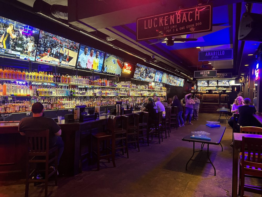 Bar photo 2