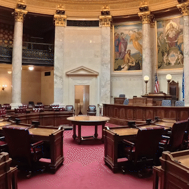 Animated 360 View Of Capitol Room