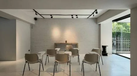 ACTA 接待與交流區域