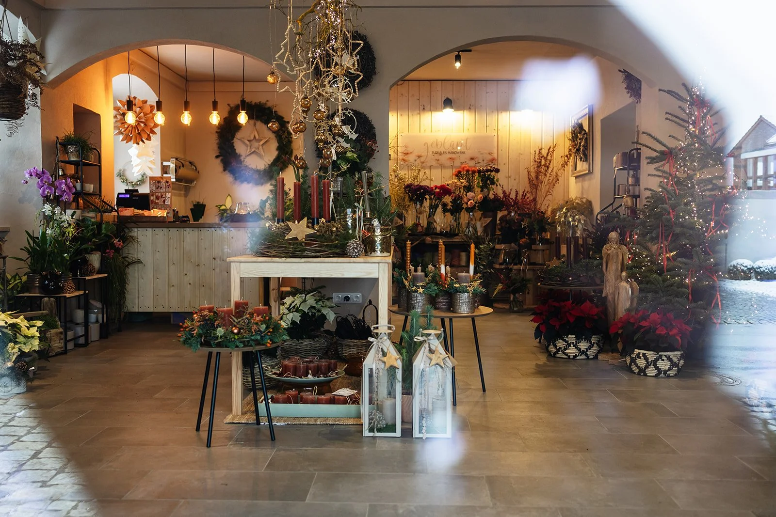 Seasonal Content: Geblümt (Mitterteich)