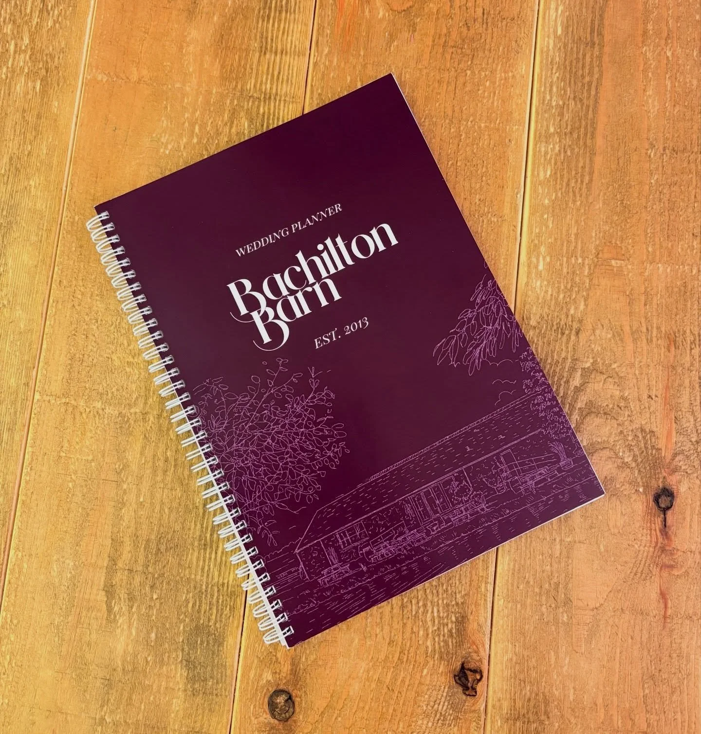 Bachilton Wedding Planners are back!!! 💜✨

Our new and improved wedding planner has arrived and we are a little bit obsessed. 

Our Bachilton girls have been busy behind the scenes giving it a full glow up, making it bigger, packing it with even mor