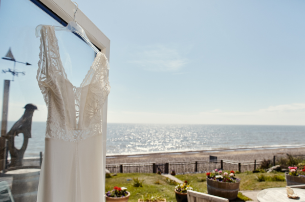 Ultimate Guide to Wedding Dress Shopping