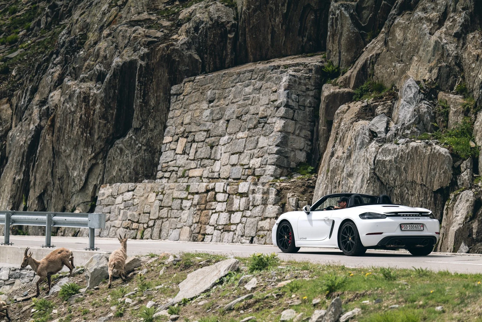 Autofotografie-porsche-718-gts-Eichenberger-Studios-LQ--43.jpg