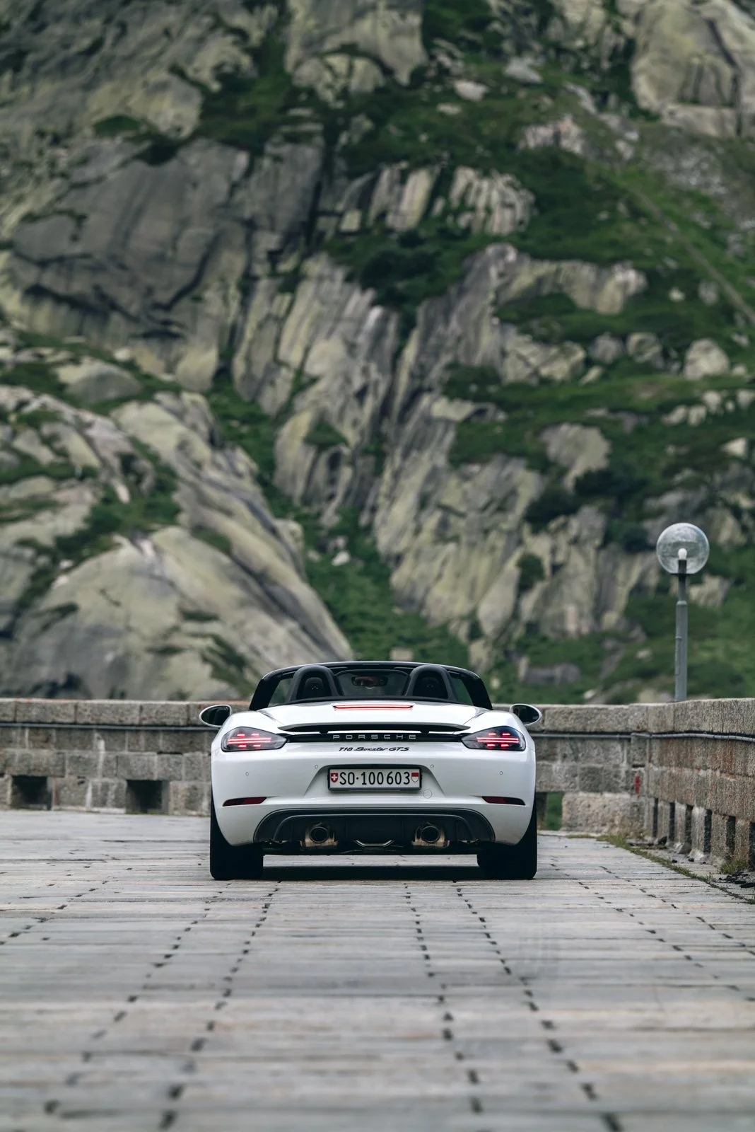 Autofotografie-porsche-718-gts-Eichenberger-Studios-LQ--28.jpg