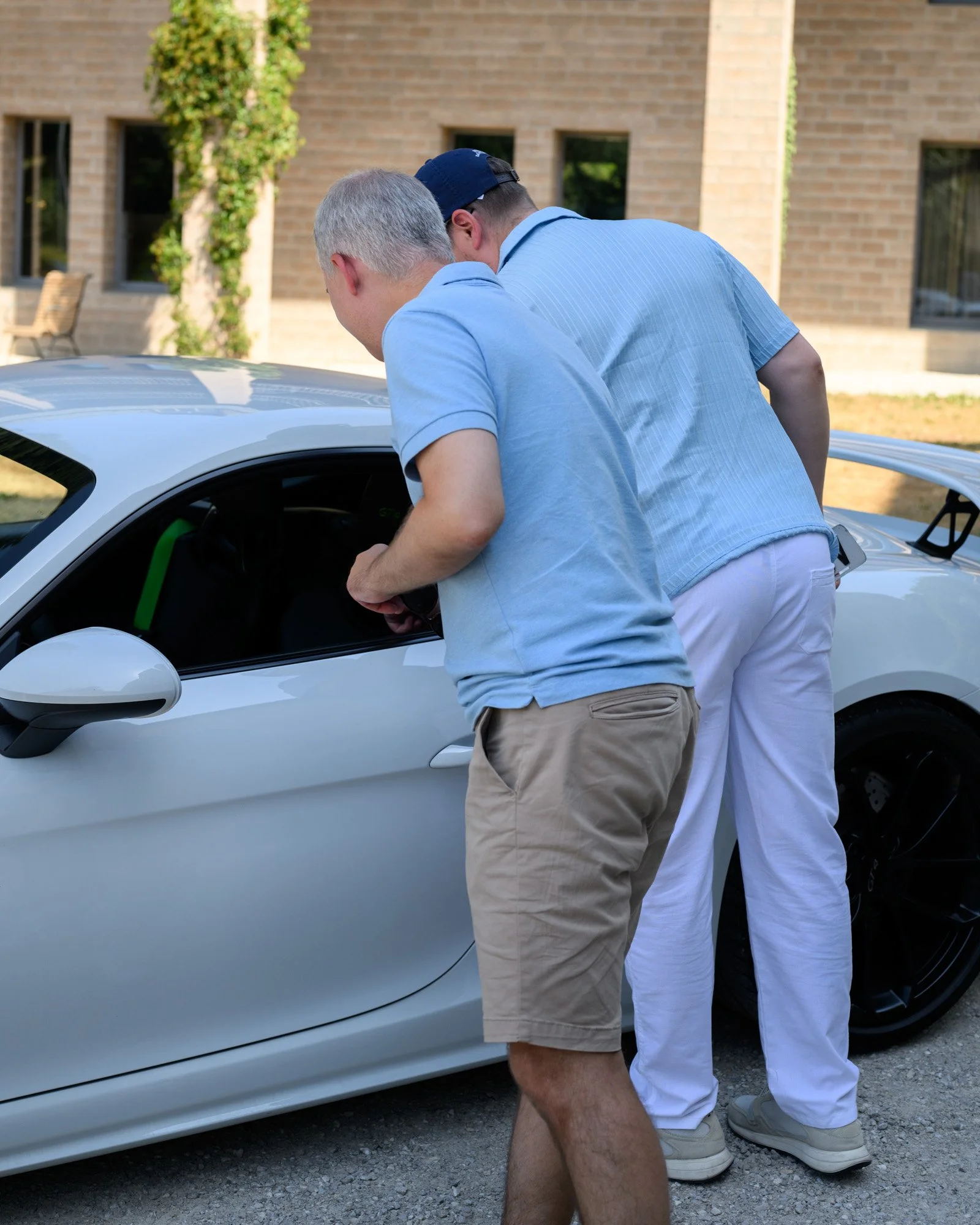 SJY_3498Roast-and-Roll-2-porsche-treffen-eichenbergerstudios-LQ.jpg