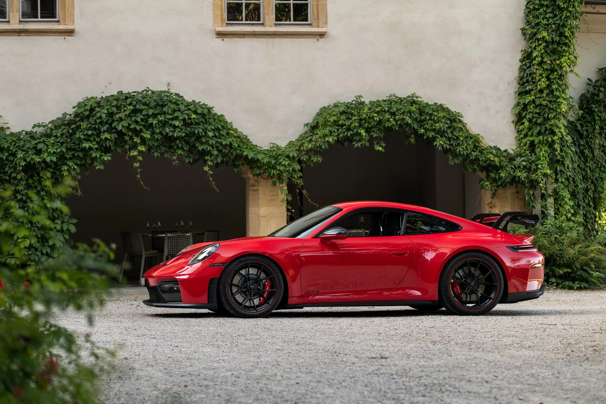 Roast-and-Roll-2-porsche-treffen-eichenbergerstudios-LQ-3.jpg