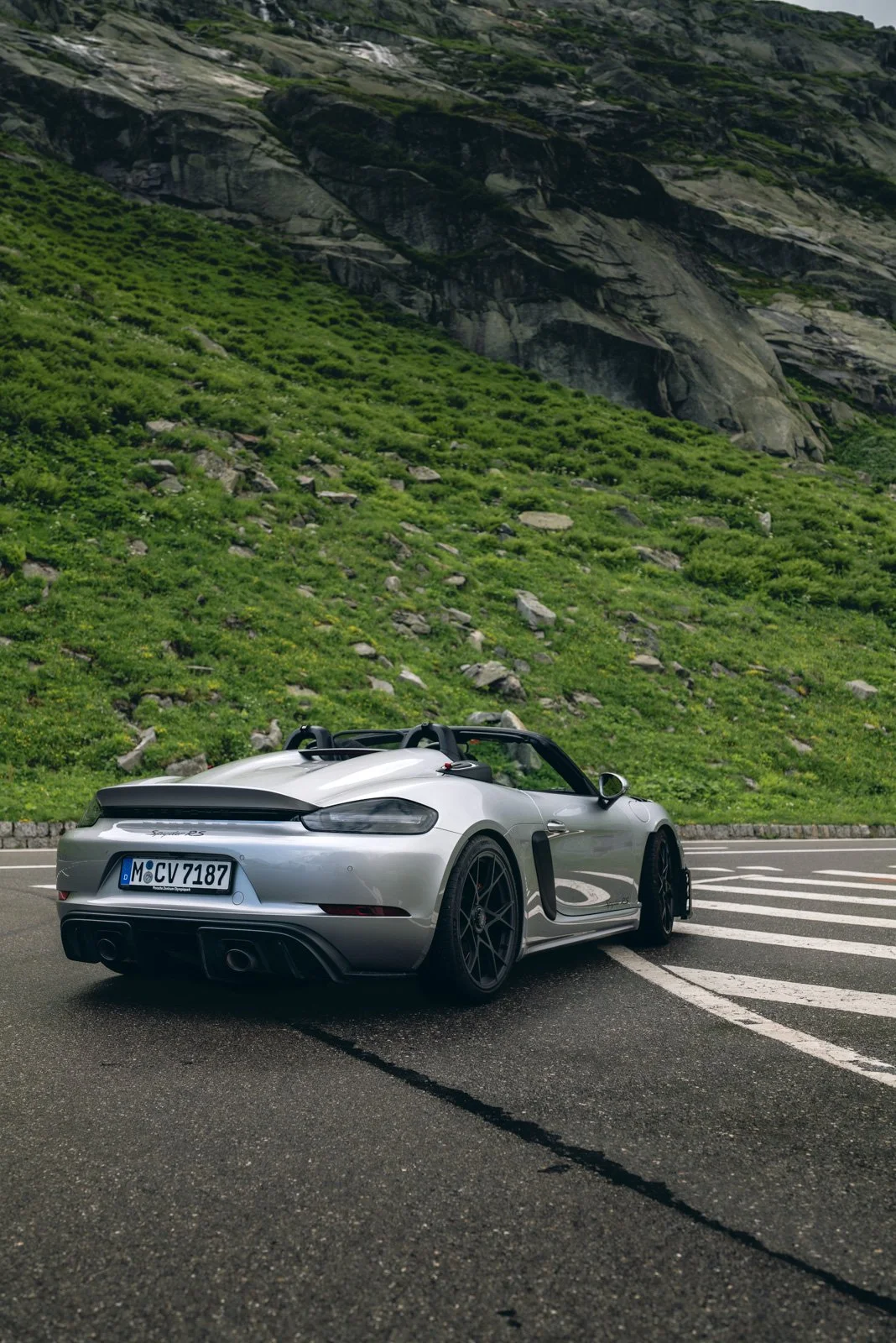 Autofotografie-porsche-718-gts-Eichenberger-Studios-LQ--24.jpg