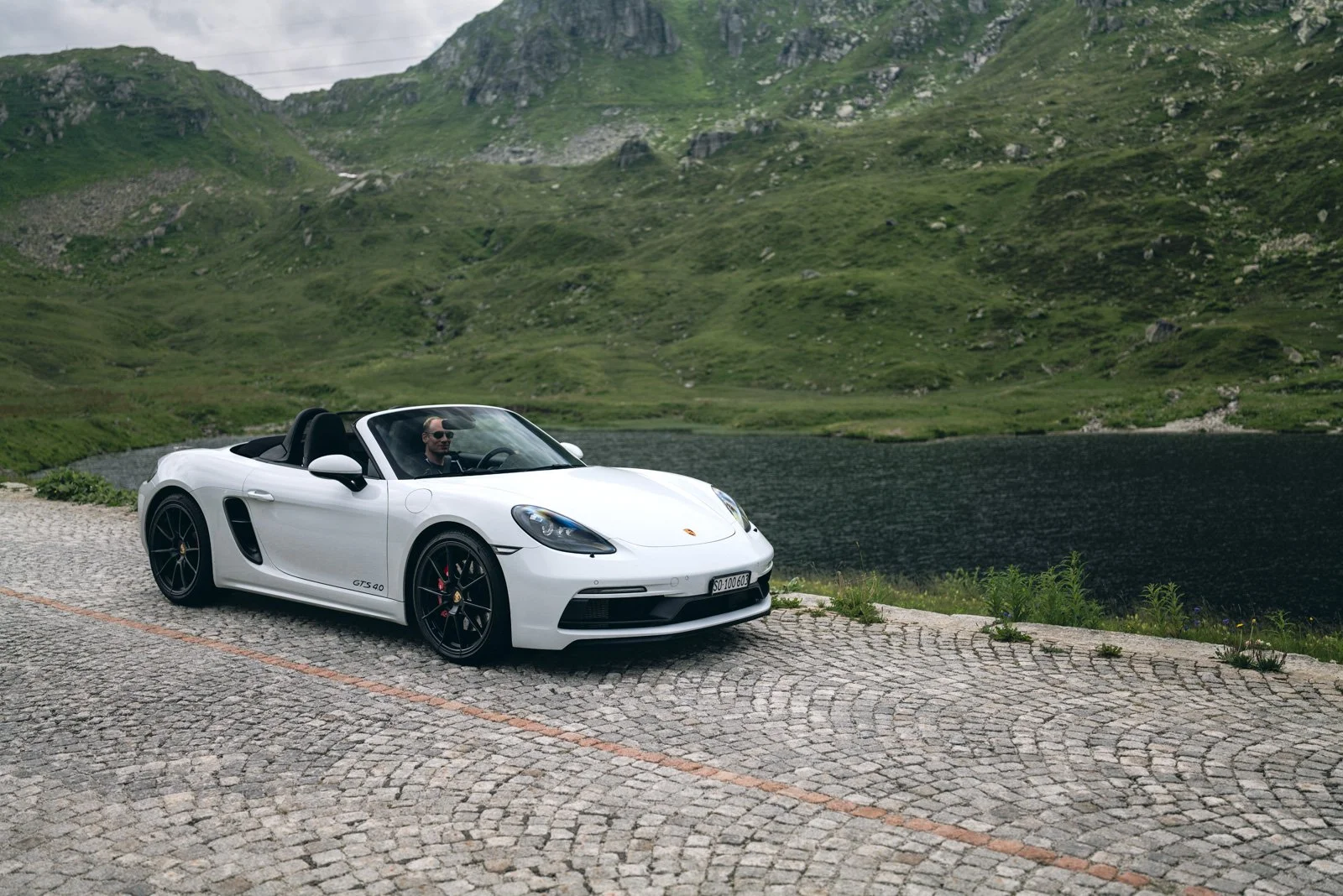 Autofotografie-porsche-718-gts-Eichenberger-Studios-LQ--79.jpg