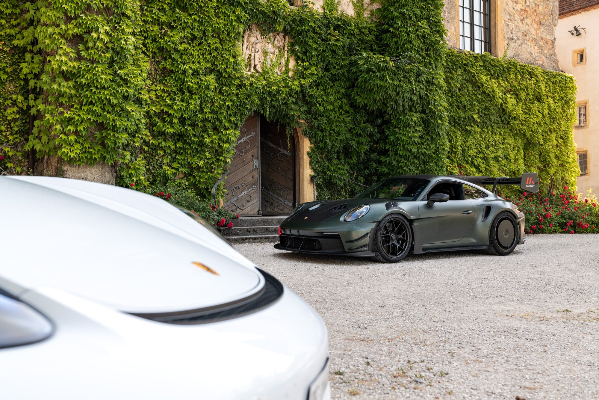 Roast-and-Roll-2-porsche-treffen-eichenbergerstudios-LQ-65.jpg