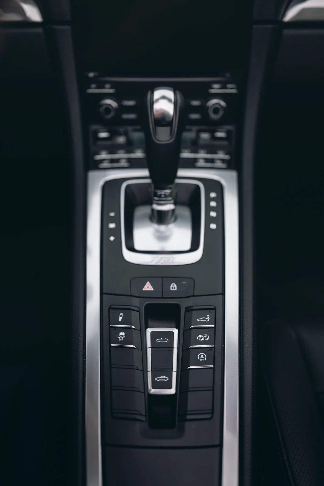 Autofotografie-porsche-718-gts-Eichenberger-Studios-LQ--68.jpg