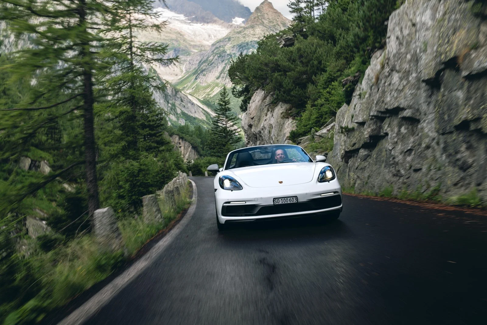 Autofotografie-porsche-718-gts-Eichenberger-Studios-LQ--22.jpg