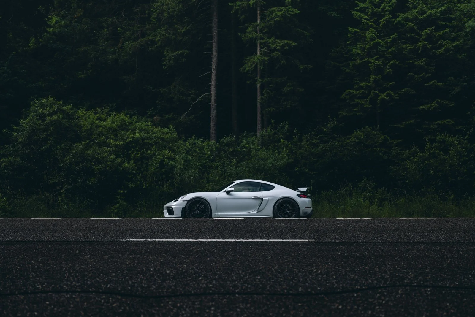 Autofotografie-porsche-718-gts-Eichenberger-Studios-LQ--9.jpg
