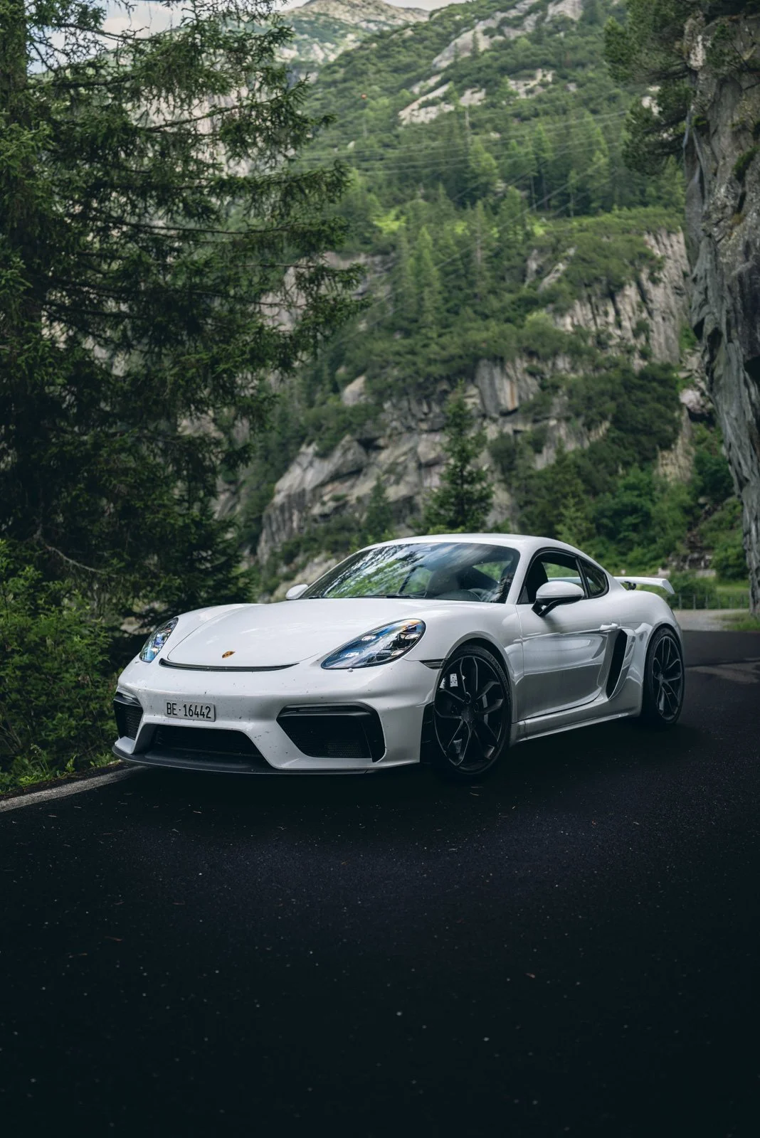 Autofotografie-porsche-718-gts-Eichenberger-Studios-LQ--20.jpg