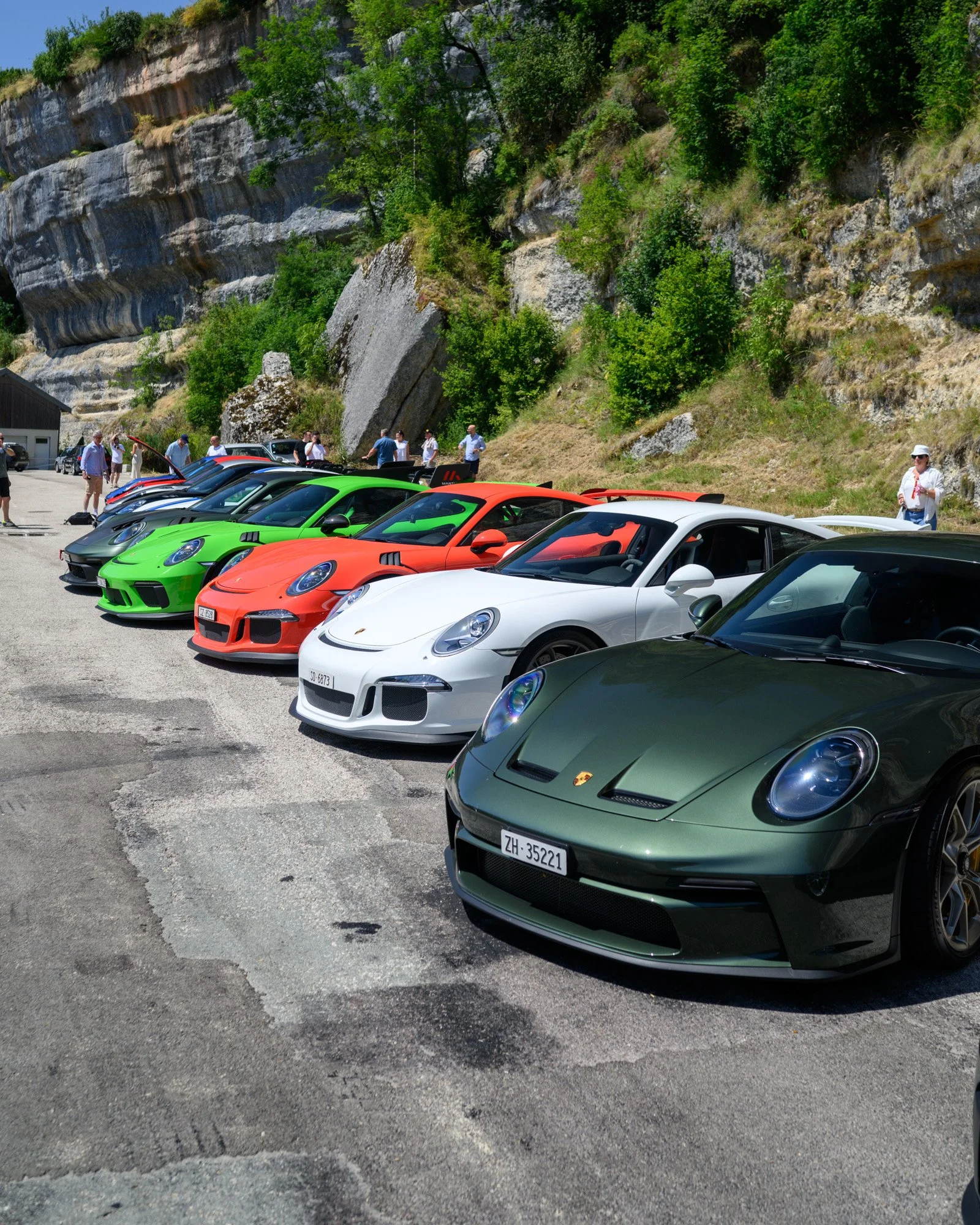 SJY_3567Roast-and-Roll-2-porsche-treffen-eichenbergerstudios-LQ.jpg