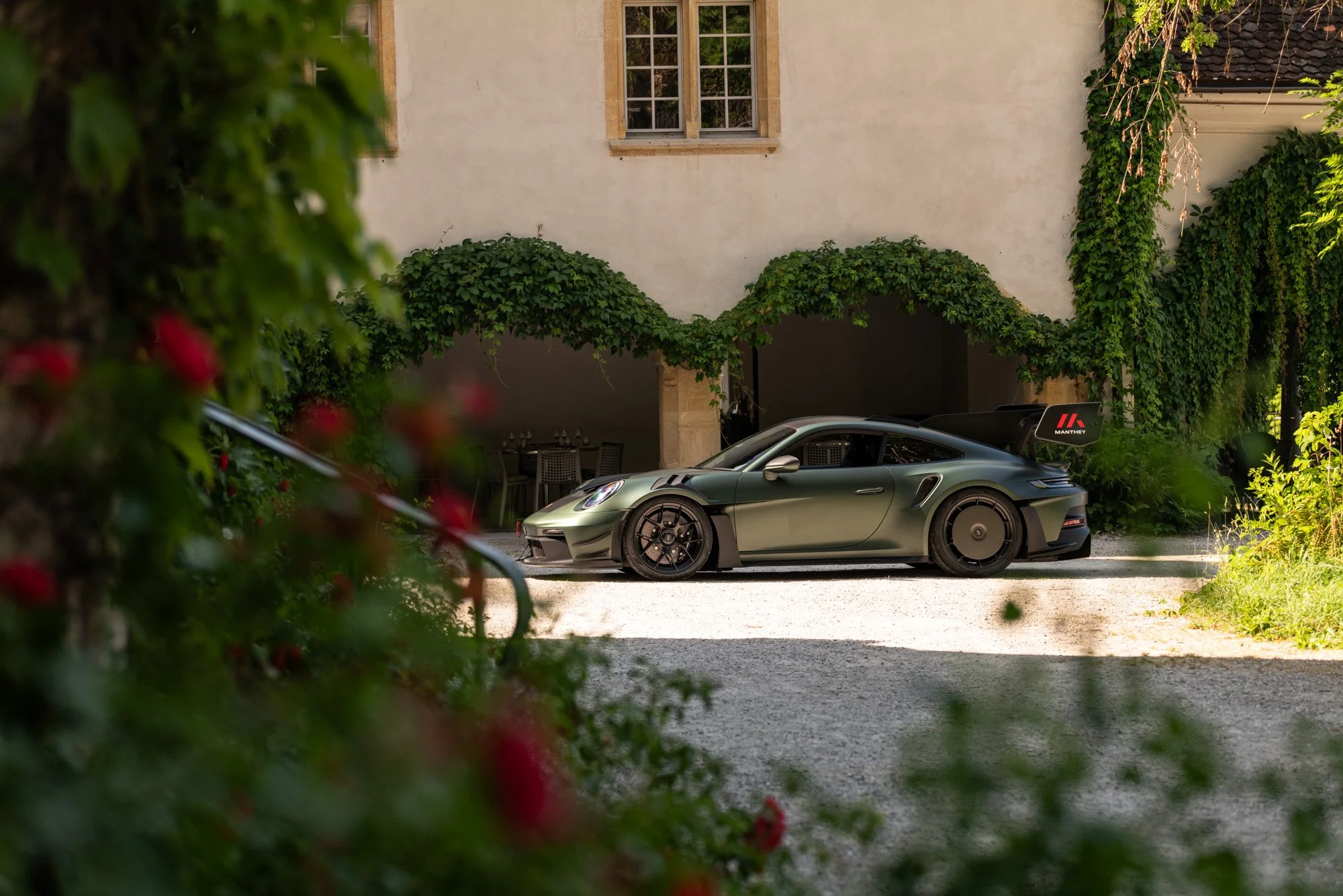 Roast-and-Roll-2-porsche-treffen-eichenbergerstudios-LQ-54.jpg