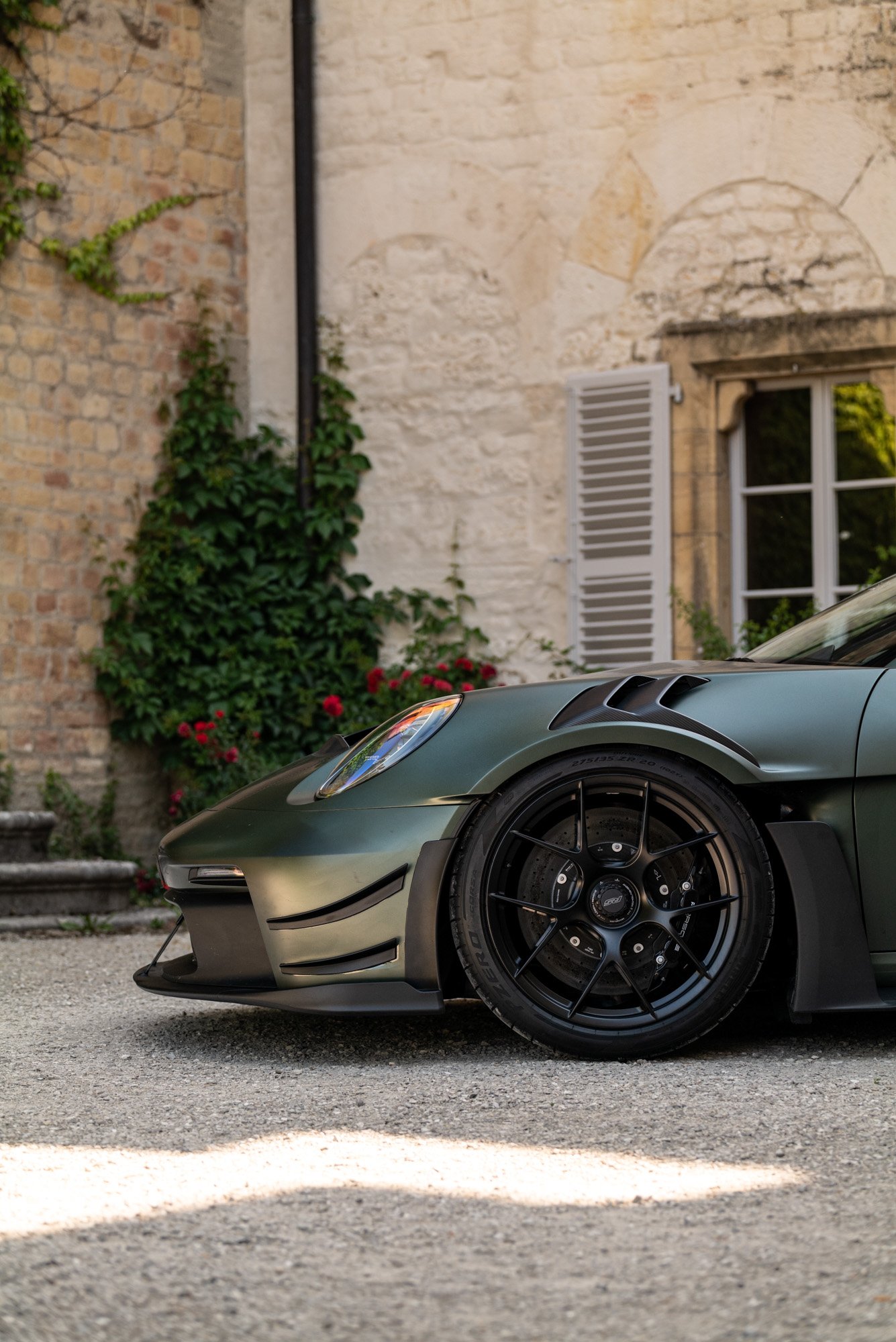 Roast-and-Roll-2-porsche-treffen-eichenbergerstudios-LQ-61.jpg