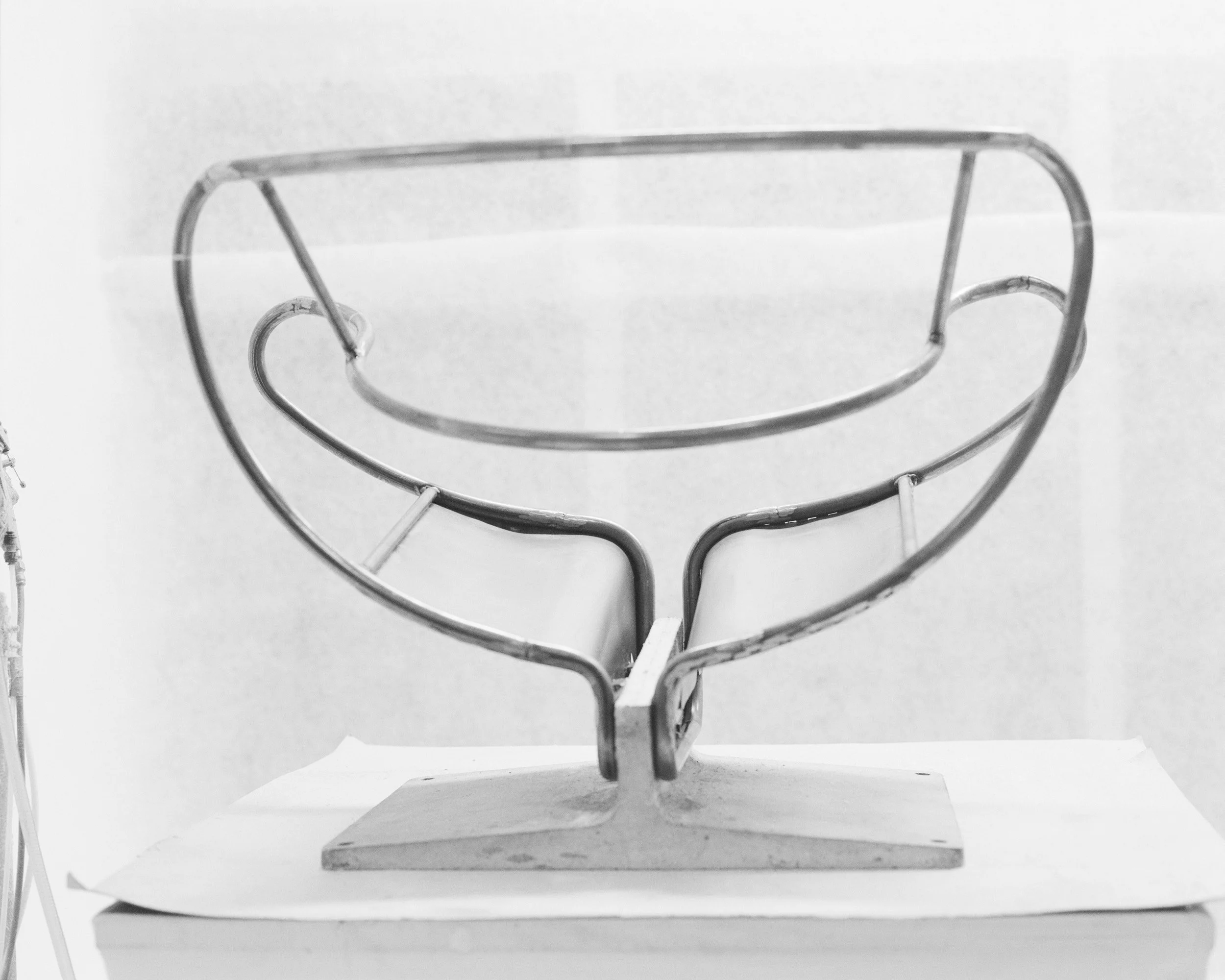 2025 Artifort x Pierre Paulin 6 zw.jpg