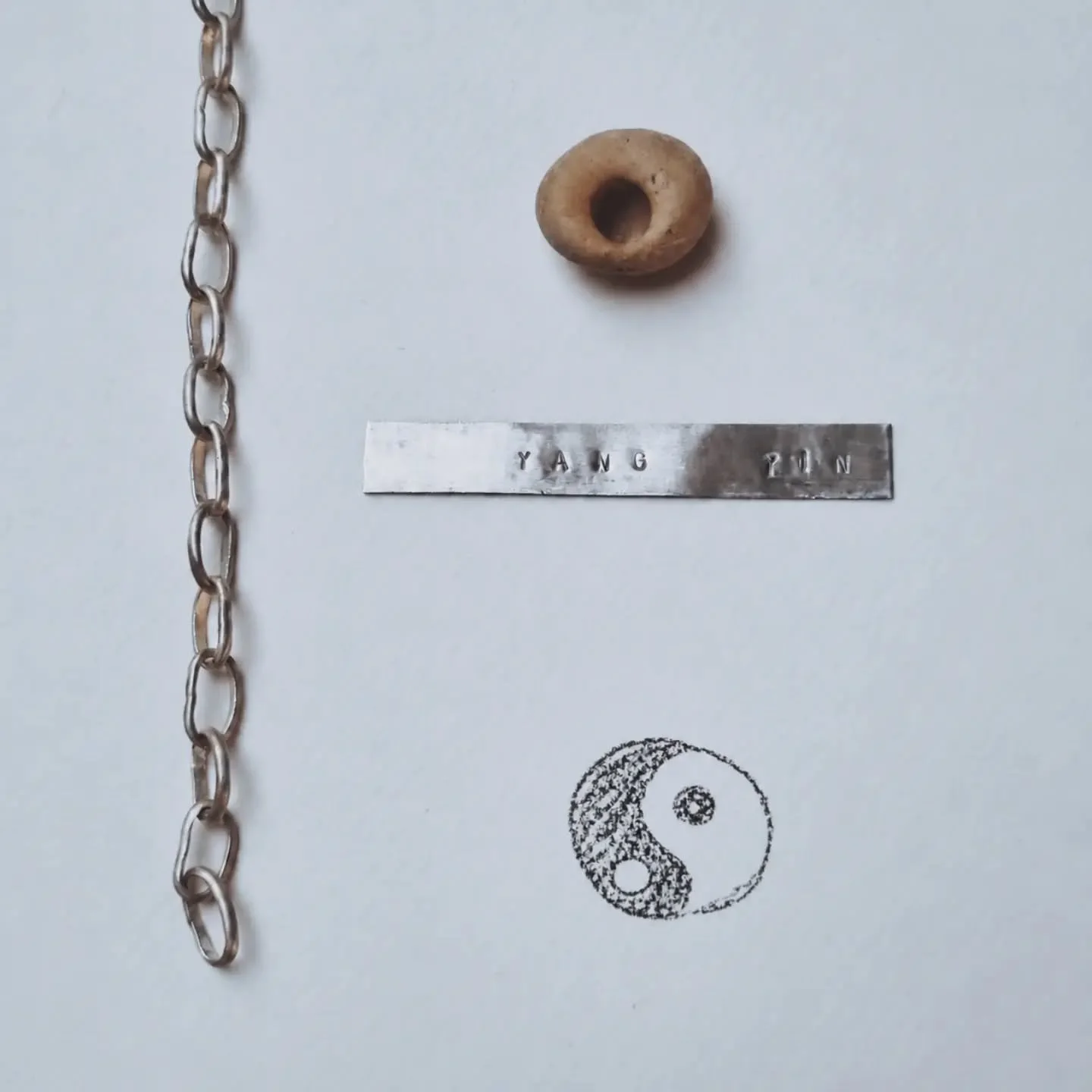 A bracelet on its early stages. 
Wanna see it finished?
Save this post and come back later (I said it too 🙃😉)!

Xoxo 
Ioanna