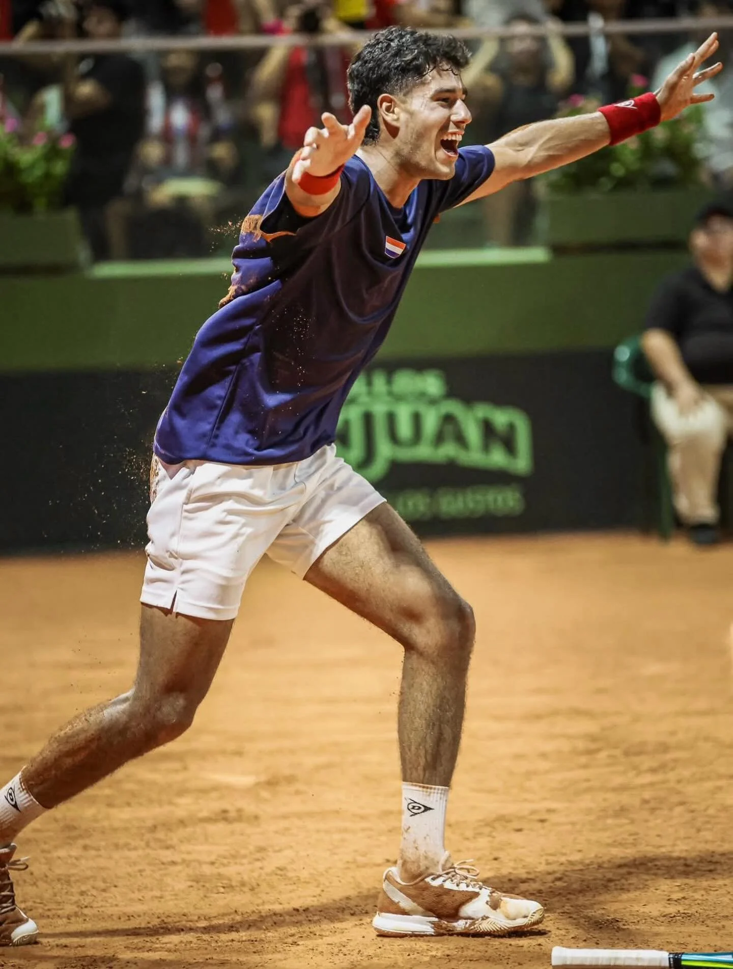 🎾 #Tenis: DANI VALLEJO 🇵🇾 N&Uacute;MERO 101 DEL RANKING DE LA #ATP 🤩

👏🏻 La raqueta n&uacute;mero uno de nuestro pa&iacute;s, @danivallejo8, amaneci&oacute; este lunes en el puesto 101, muy cerca de ingresar al Top 100 mundial.

🙌🏻 &iexcl;FEL