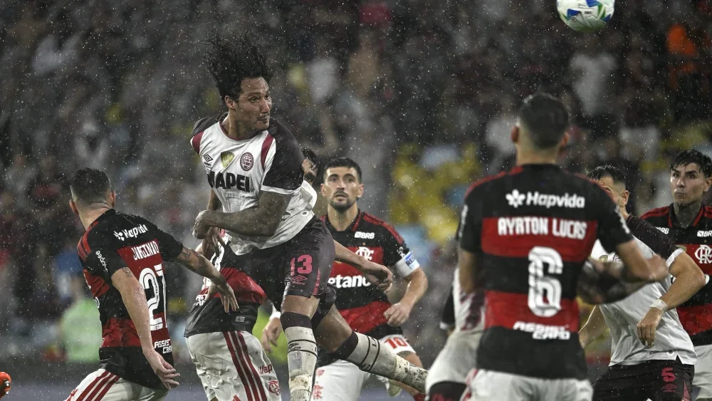 Lanús campeón de la Recopa Sudamericana con sello paraguayo.