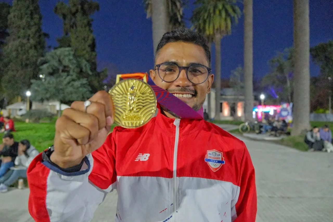 Julio Mirena se viste de oro y lidera otra jornada histórica del Team Paraguay.