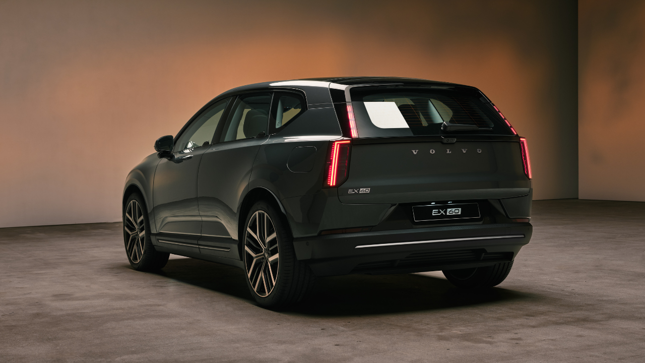 captainelectro.com | 2027 Volvo EX60 Review: 400-Mile Range, 671 HP & NACS Charging.